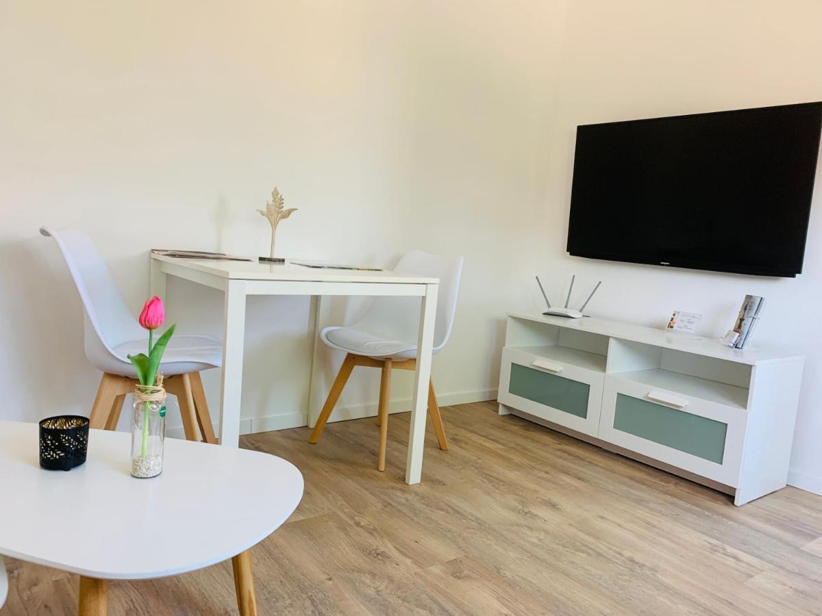 Feddersen Living Kernsanierte Ferienwohnungen - Gemuetlich - Netflix - Voll Ausgestattet - Zentral Brunsbuttel Extérieur photo